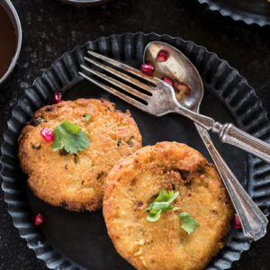 Aloo tikki dish