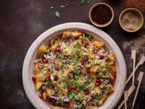 aloo tikki chaat